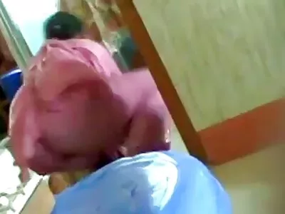 ਸੈਲੂਨ ਸਲਟਸ ਵੀਡੀਓ (ਬ੍ਰੇਟ ਰੌਸੀ, ਸੋਫੀਆ ਨਾਈਟ)