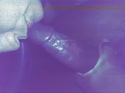 ਸਮੋਕ ਅਤੇ ਪੋਕ ਵੀਡੀਓ (ਵਾਇਲੇਟ)