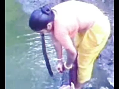 ਲਿਕਿੰਗ ਟਾਈਮ ਵੀਡੀਓ (ਕੌਨੀ)